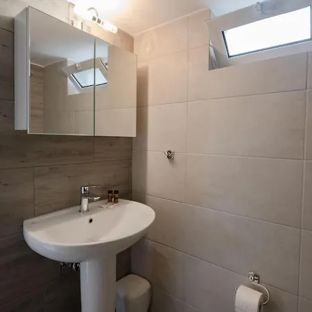 Aretousa Apartment
